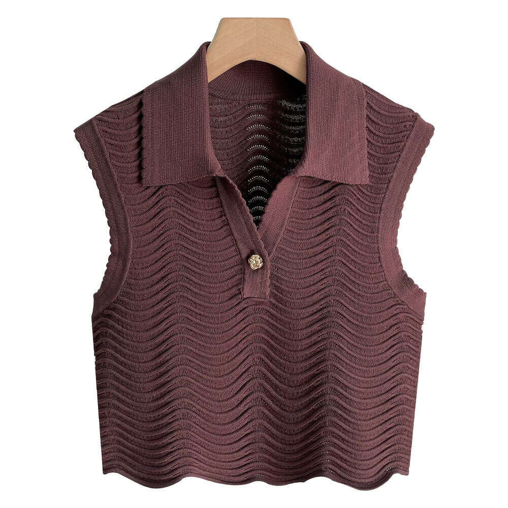 2026 Summer Designer Sleeveless French Knitted k30 Tank Top+Wave Pattern Slimming Skirt Suitable for Women