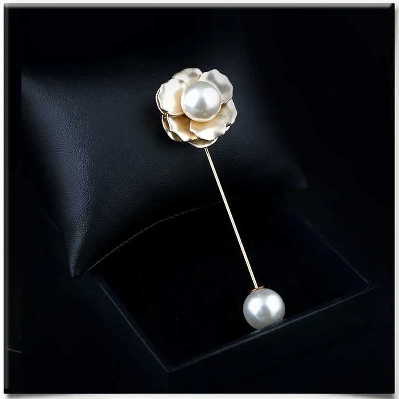 Fashion New Sweater Lapel Pins and Brooches Rose Flower Corsage Camellia Long Needle Pin Women Shawl Scraf Buckle Accessories Z260401