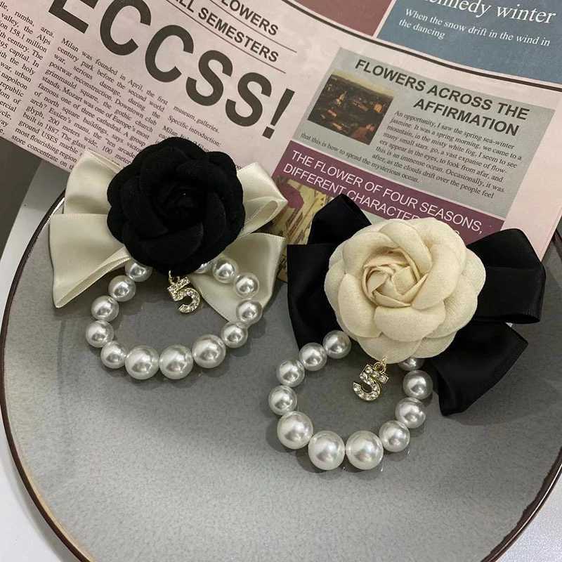 Small Fragrant Pearl Camellia Flower Bowknot Black Brooch Mourning Bow Tie Brooch Z260401