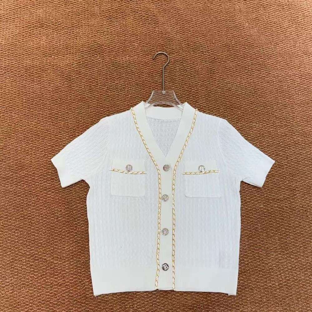 k30 2026 Spring/Summer New Designer Xiaoxiangfeng Inspiration Chain Decoration V-neck Short Sleeve Knitted Cardigan Fashion Versatile Short Top