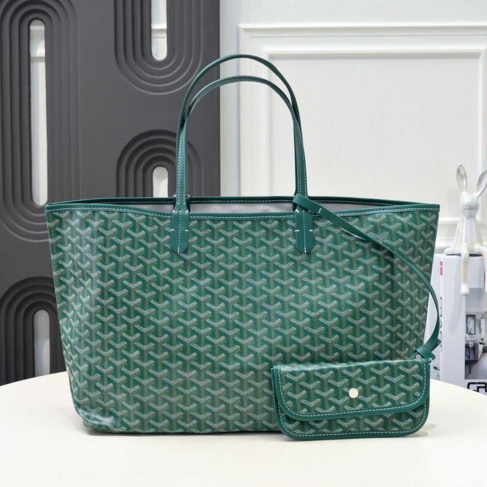 Designer handbag exquisite green tote bag luxurious craftsmanship durable construction and elegant silhouette men's and women's classic fashion shopping tote bag