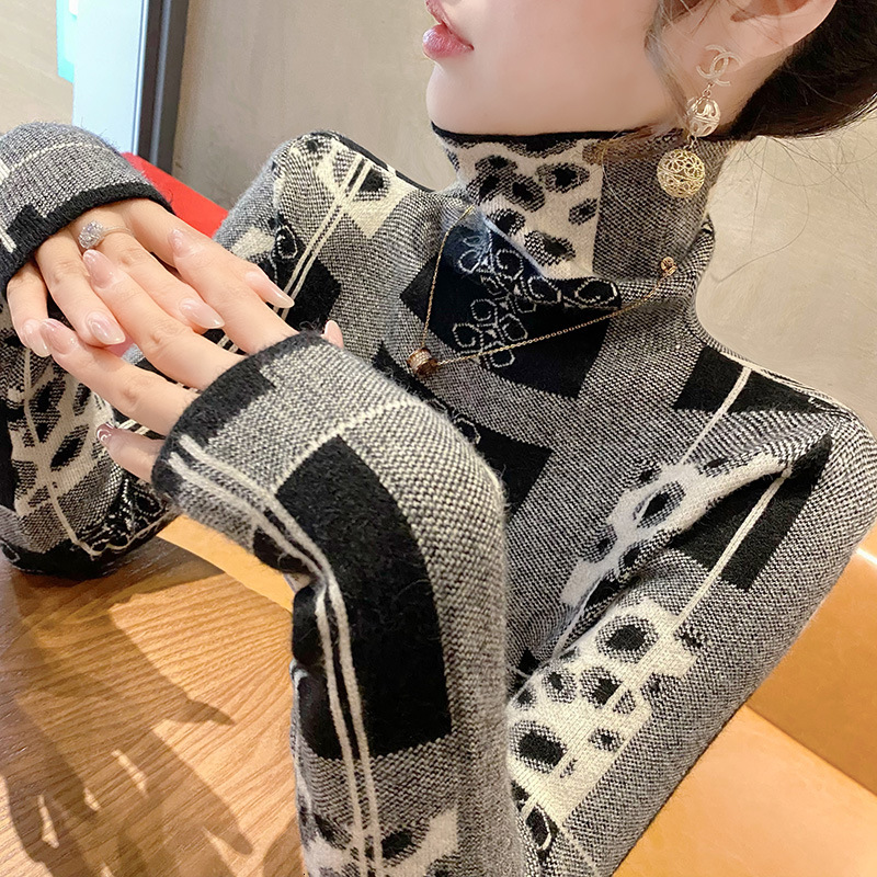 2026 Designer High Collar Sweater Fashion Luxury Brand Striped Jacquard New Style Western Long Sleeve Bottom Shirt Show Thinning Knitted Inner Women&#