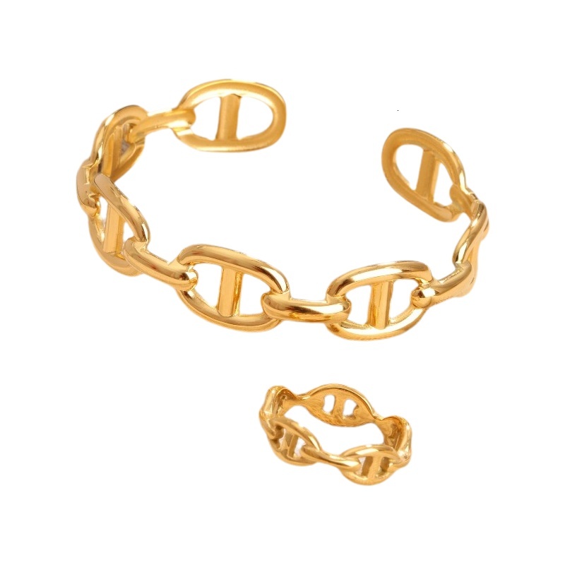 Pig Nose Jewelry Set designer 18K Gold Plated Titanium Steel Bracelet Ring Irregular C Shaped Open Bangle Vintage European American Fashion Jewelry Fo