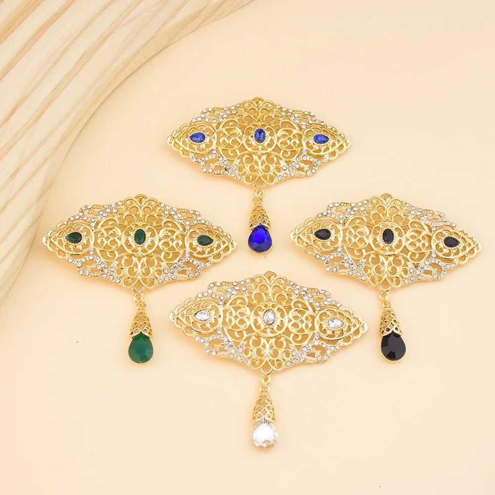 Sunspicems Gold Color Moroccan Caftan Brooch Pins For Women Arabic Bridal Jewelry Hollow Paisley Pattern Crystal Pendant Z260401