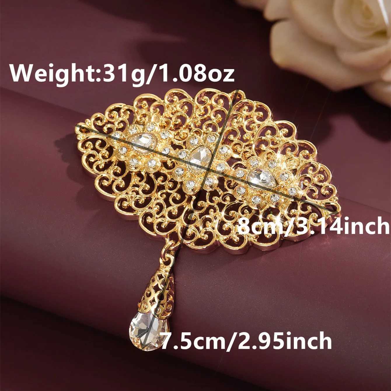 Gold Hollow Brooch for Women - Ethnic Filigree Gem Pendant Pin Retro Ethnic Rhinestone Brooch Fashion Party Wedding Gift Z260401