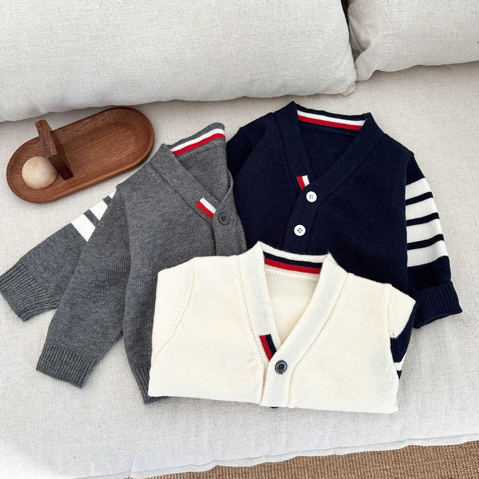 Cardigan Cardigan Ins baby cardigan spring new style knitwear autumn version for boys and girls Korean style V-neck casual sweater stylish jacket