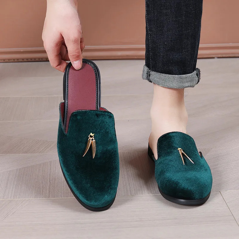 Fashion Men Velvet Tassels Half Slippers Loafer Male Casual Purple Green Blue Black Mules Moccasins Breathable Driving Shoes 260331