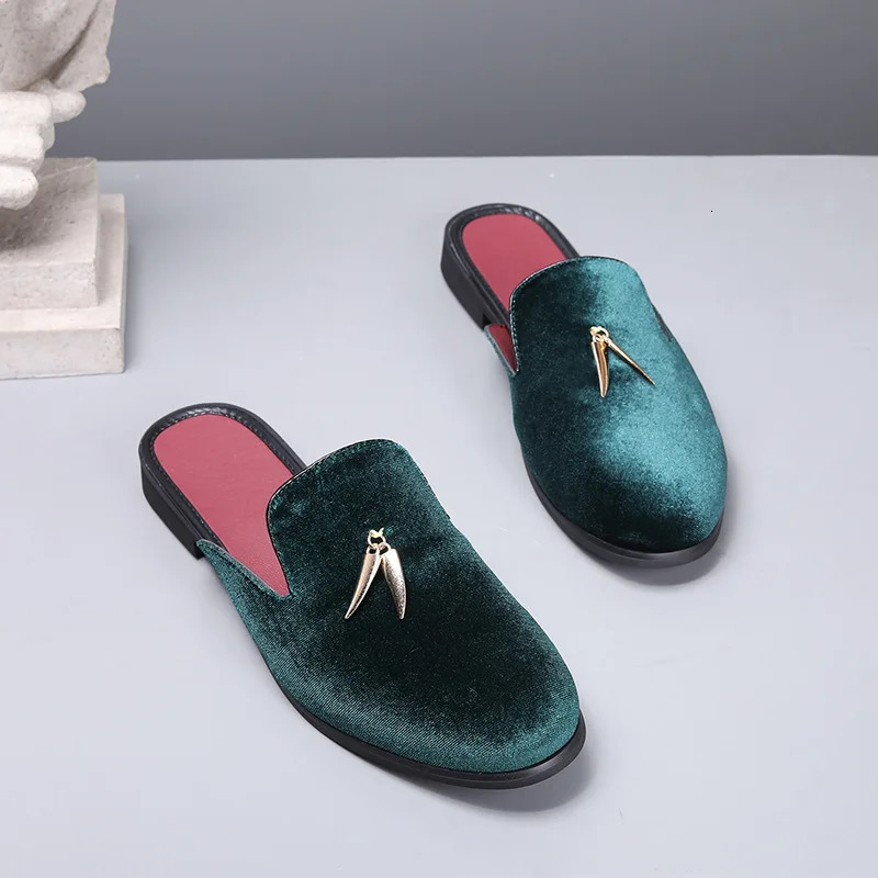 Fashion Men Velvet Tassels Half Slippers Loafer Male Casual Purple Green Blue Black Mules Moccasins Breathable Driving Shoes 260331