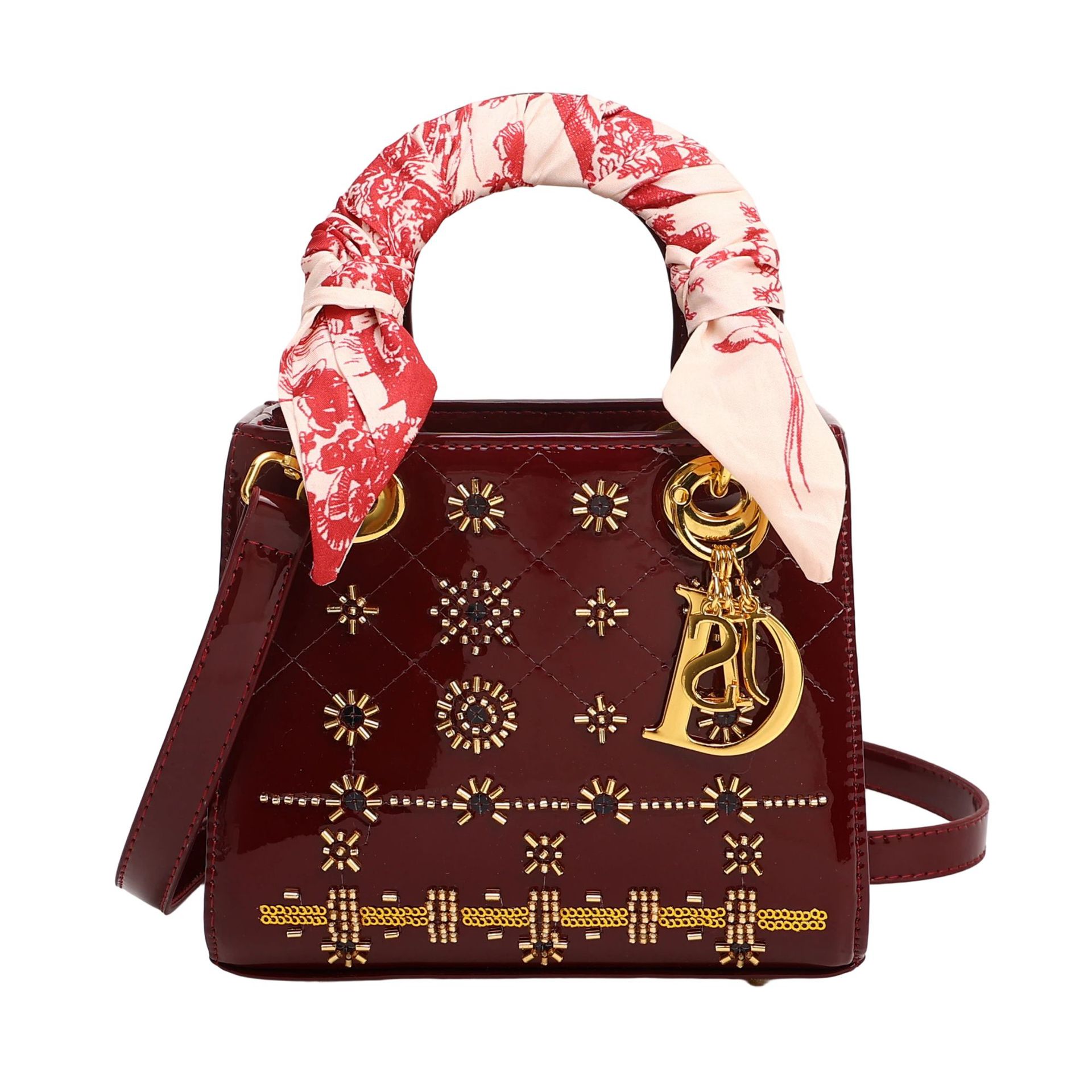 2026 summer new casual and fashionable designer handbag temperament classic letter cross body bag for women