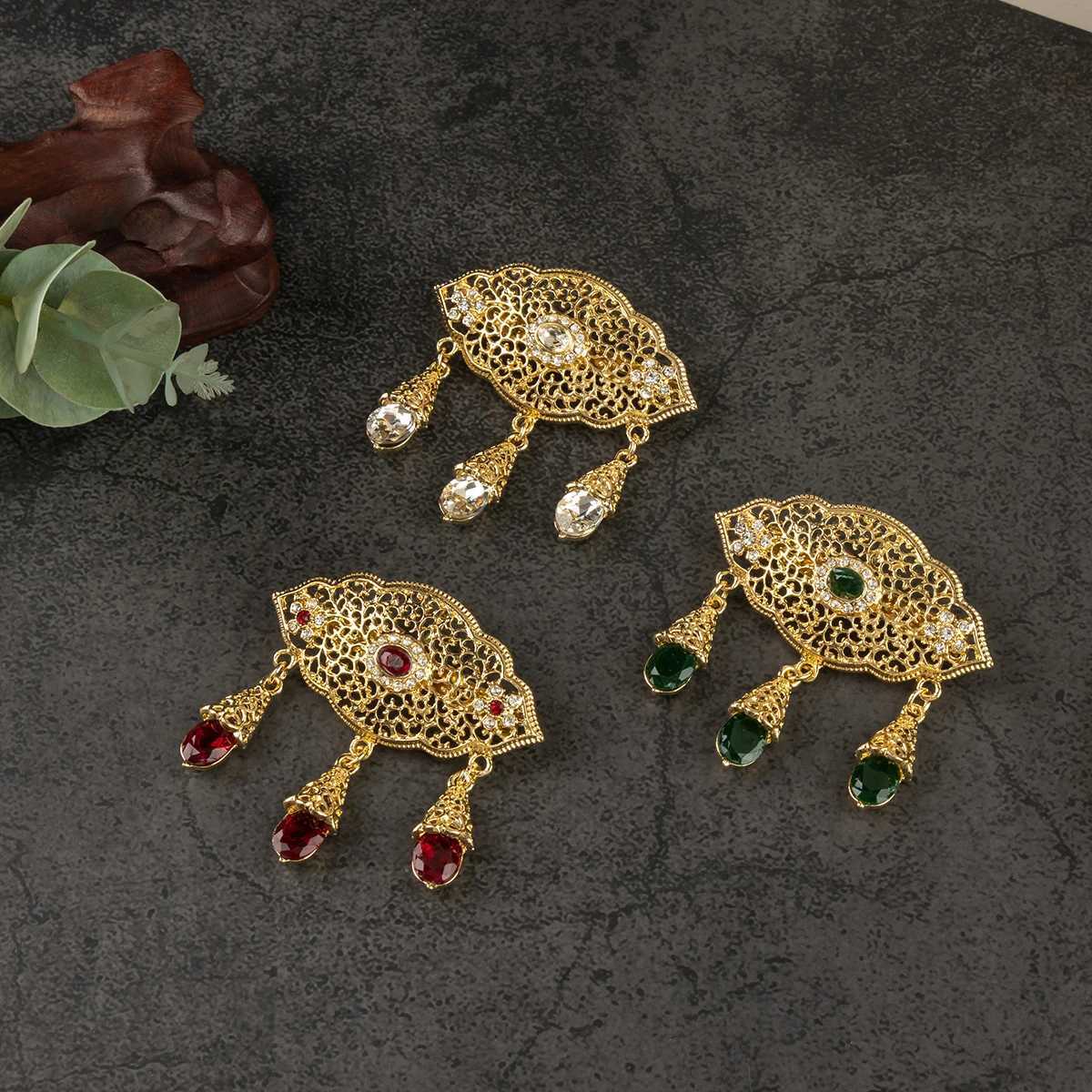 The Metal Hollow-Carved Round Small Pendant Features An Opulent Exquisite Design And Is A Luxurious Moroccan Brides Brooch Z260401