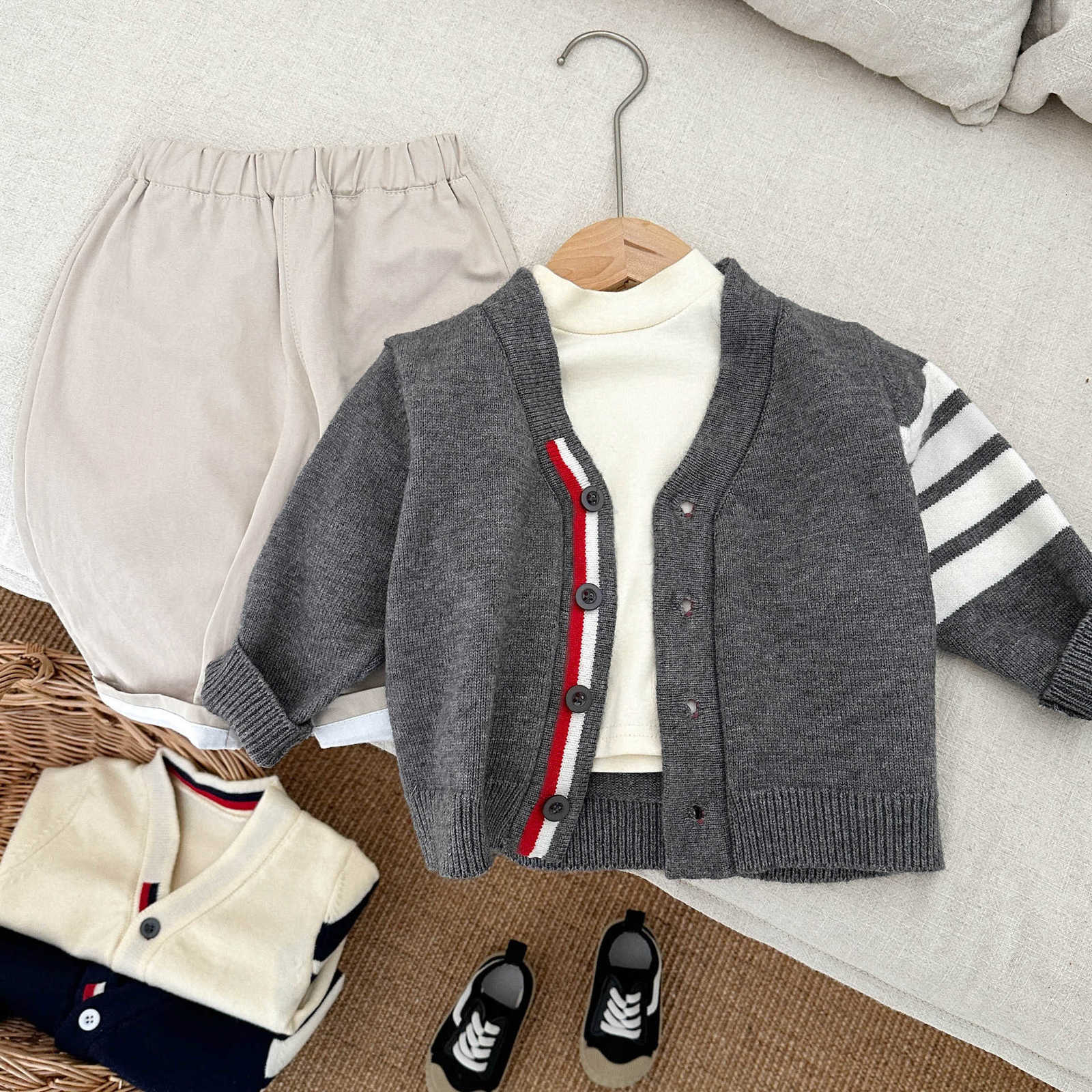 Cardigan Cardigan Ins baby cardigan spring new style knitwear autumn version for boys and girls Korean style V-neck casual sweater stylish jacket