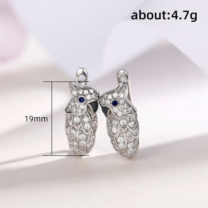 Moissanite Jewelry retro animal earrings micro-inlaid Moissanite parrot ear clips unique and trendy versatile earrings wholesale 81 - view 6