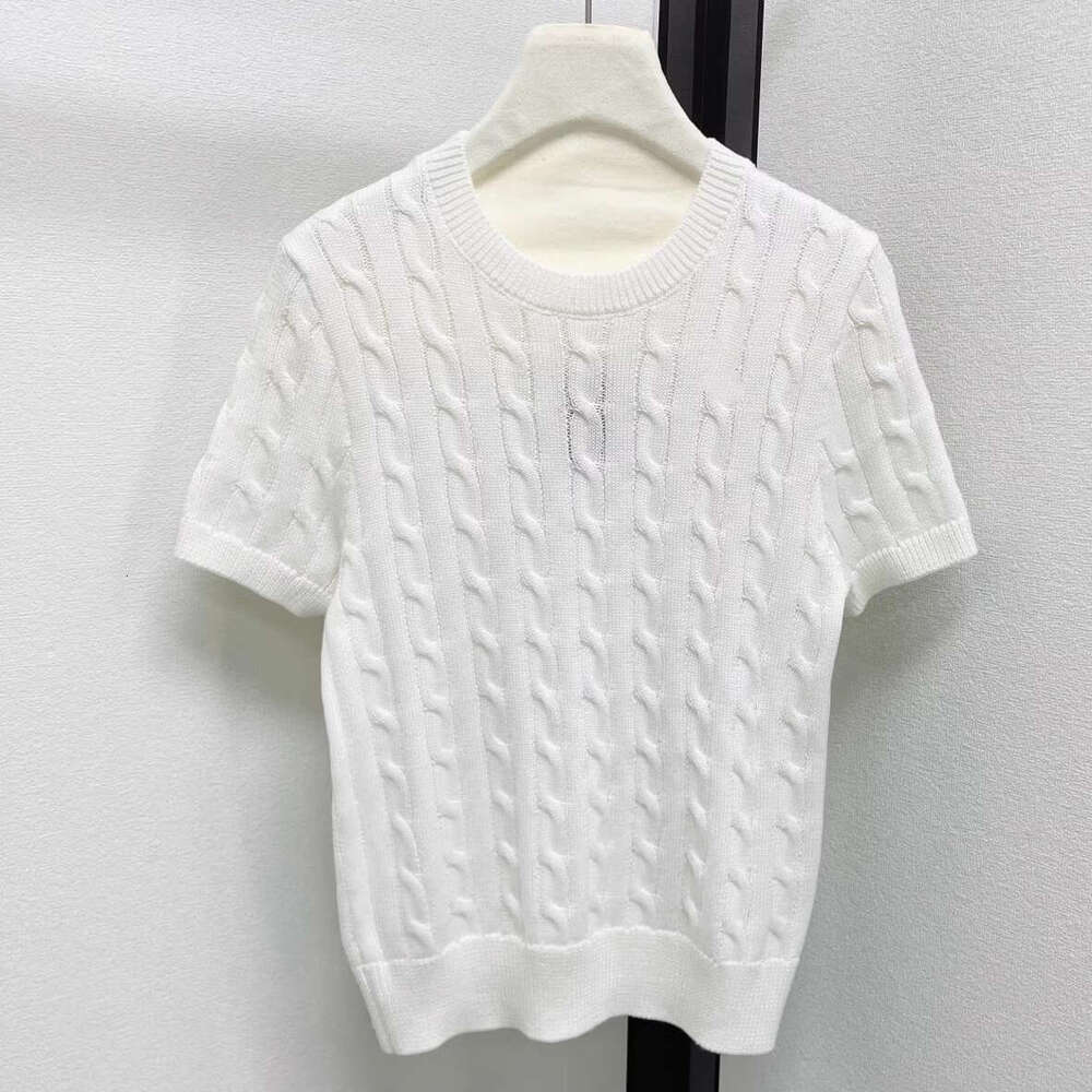 Designer Xiaoma Embroidered Knitted Round Neck Sweater 2026 Spring and Summer New Casual Simple k30 Women's Short sleeved Top