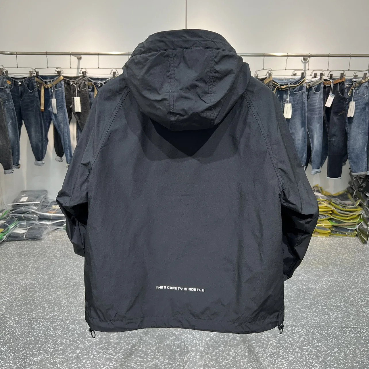 Mens Fashion Long Sleeve Hooded Jacket Casual Outerwear with Zipper Pockets Outdoor Work Jacket Bomber Baseball Jacket 260401