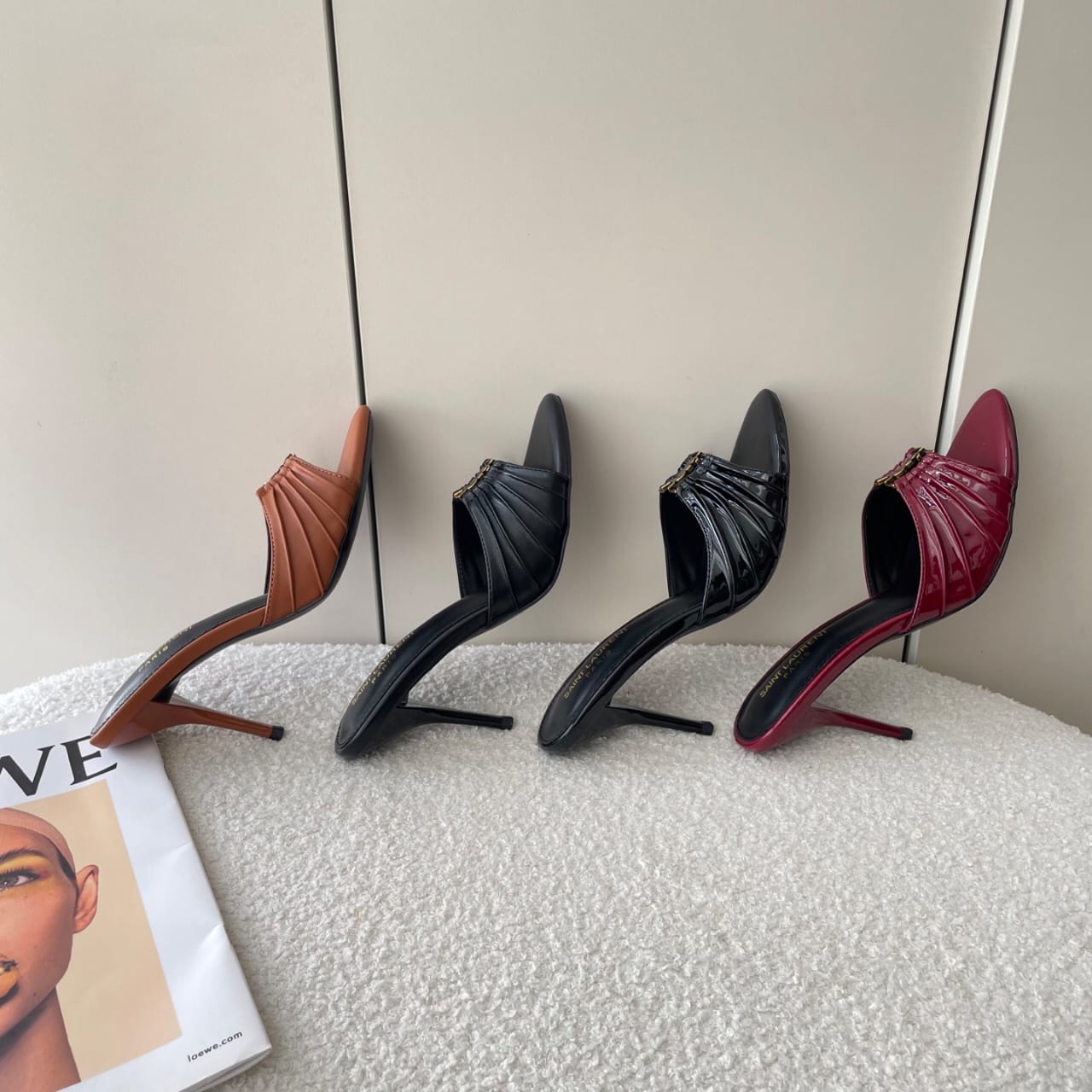 Premium Designer Heels Sandal Womens Letter Fashion Thin Elegant High Heels Patent Leather Outdoor Mules Sandals