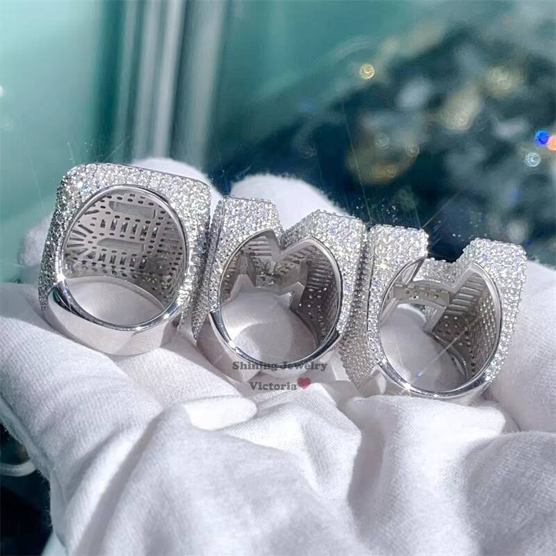 Best Selling Classic Round Mix Baguette Moissanite Diamond Custom Letter Initial Ring