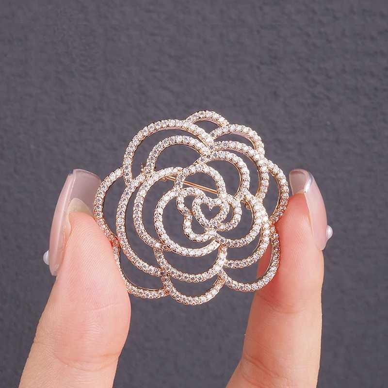 Luxury Camellia Flower Brooches For Woman Scarves Buckle Pin Cloth Fabric Brooch Jewelry Accessories Girls Gifts Z260401