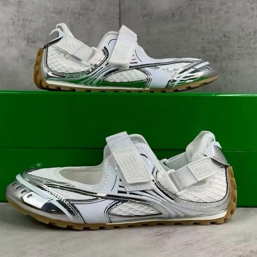 Womens men Flash Mary Jane Sneakers Soft suede lightweight nylon Designer Casual Shoes Adjustable Strap round toe ballet flat shoes