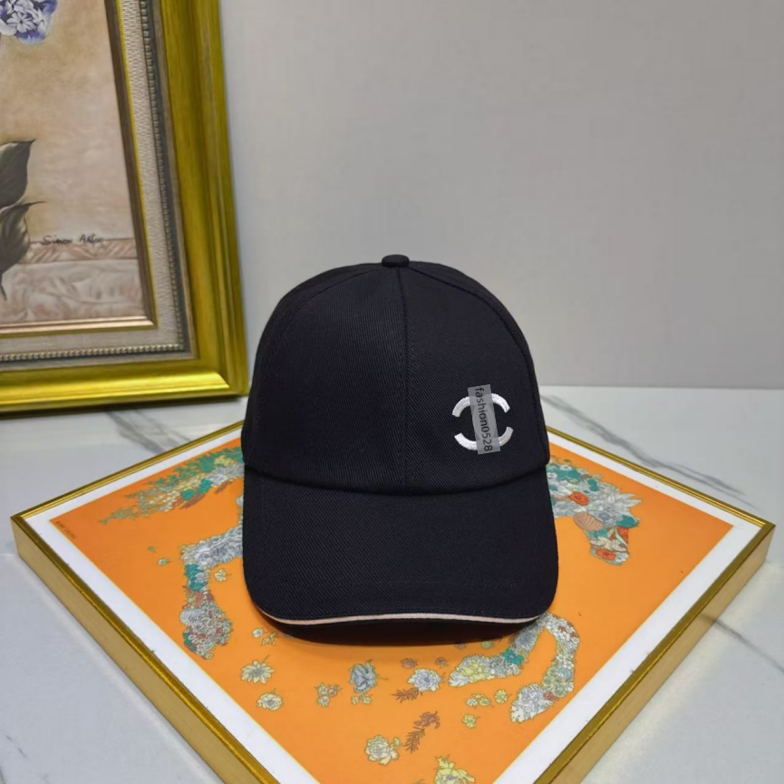 Luxury designer Cap Black Adjustable Baseball Cap, Fashion Casual Sun Hat for Women Men, Streetwear Snapback Cap for Outdoor with box