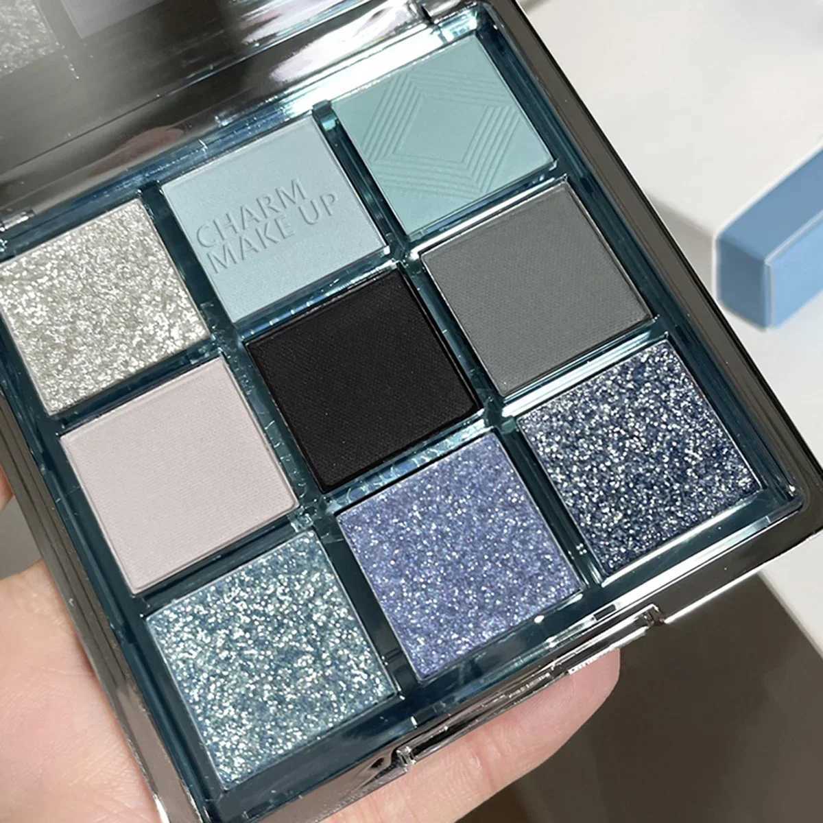 Punk Blue Eyeshadow Palette 9 Colors Matte Smoky Black Eye Shadow Shimmer Palette Glitter Nude Cosmetics Pearlescent Eye Makeup H260402