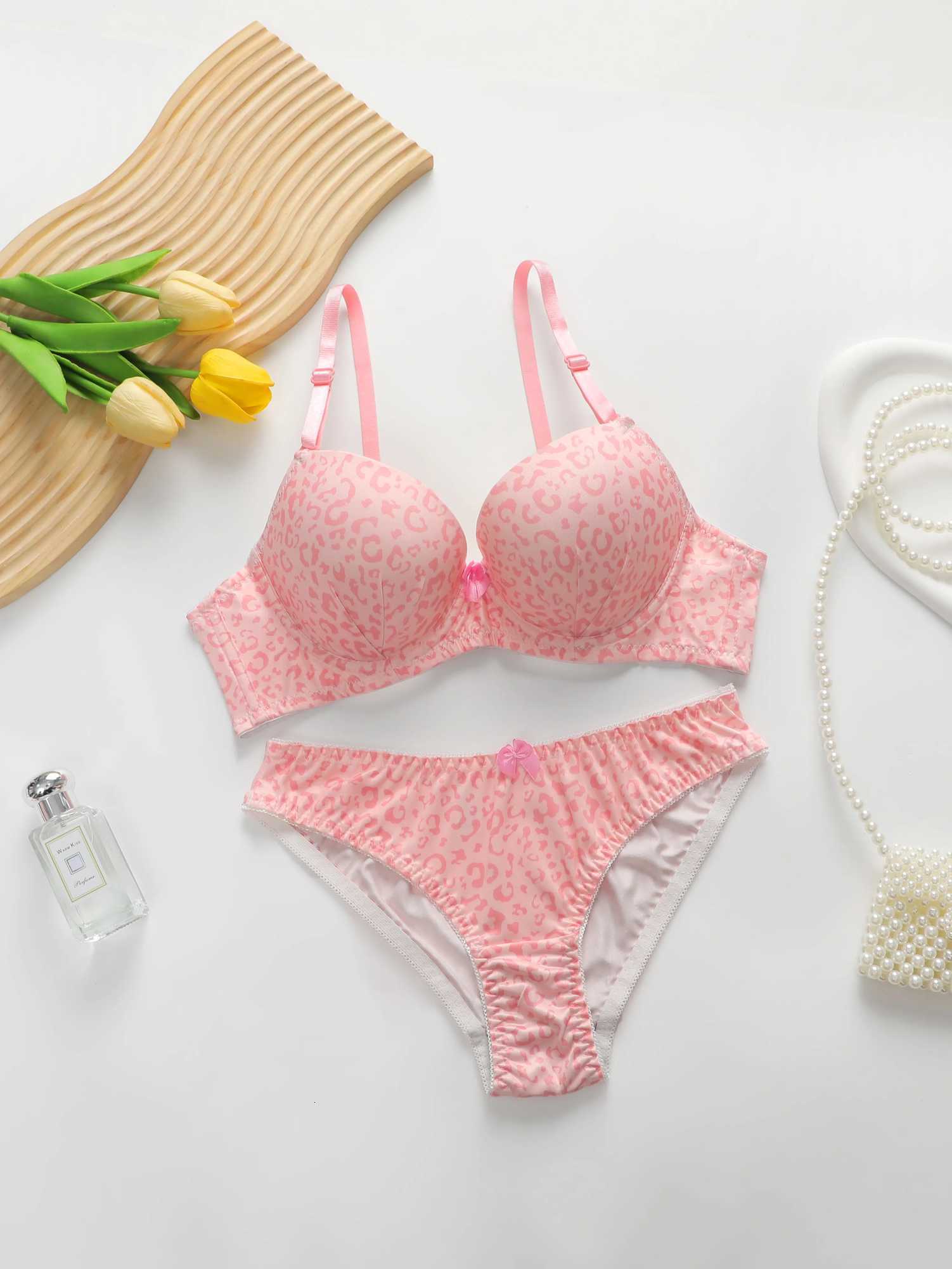 Womens Lingerie Set With Pink Leopard Print Printed Womens Steel Ring Push Up Bra And Underwear Set A2135 Z260402