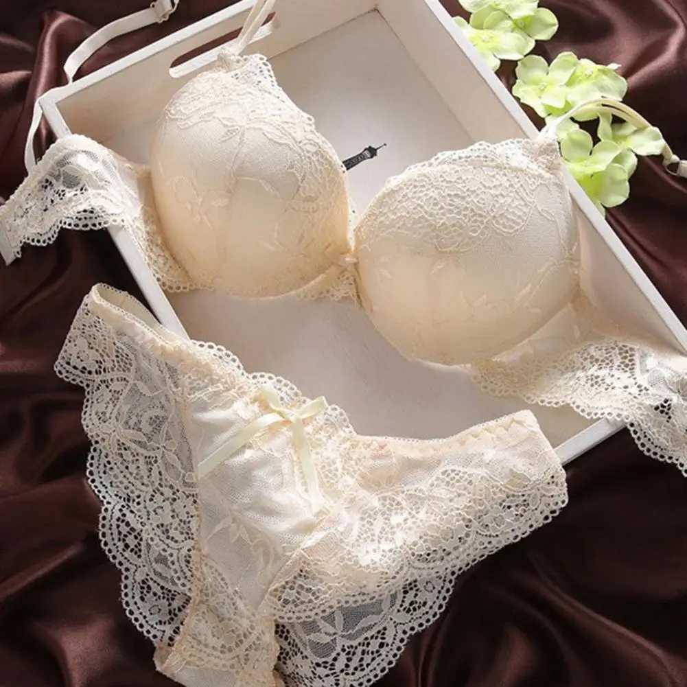 2 Pcs/Set Women Underwear Set Bra Panties Set Lace Push Up Elastic Deep V Neck Solid Color Soft Padded With Wire Bow-knot Back C Z260402