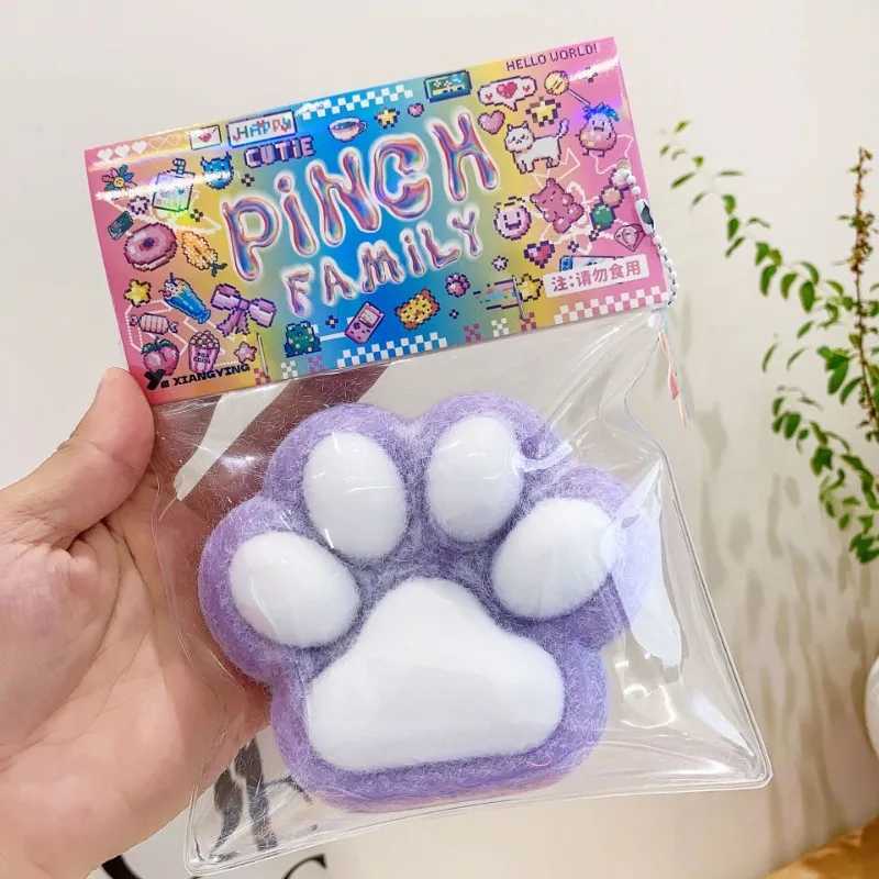 Large Cute Plush Cat Claw Squishy Fidget Toy Slow Rebound Stress Relief Toy Pinch Decompression Cat Paw Soft Squeeze Toys Gifts H260402