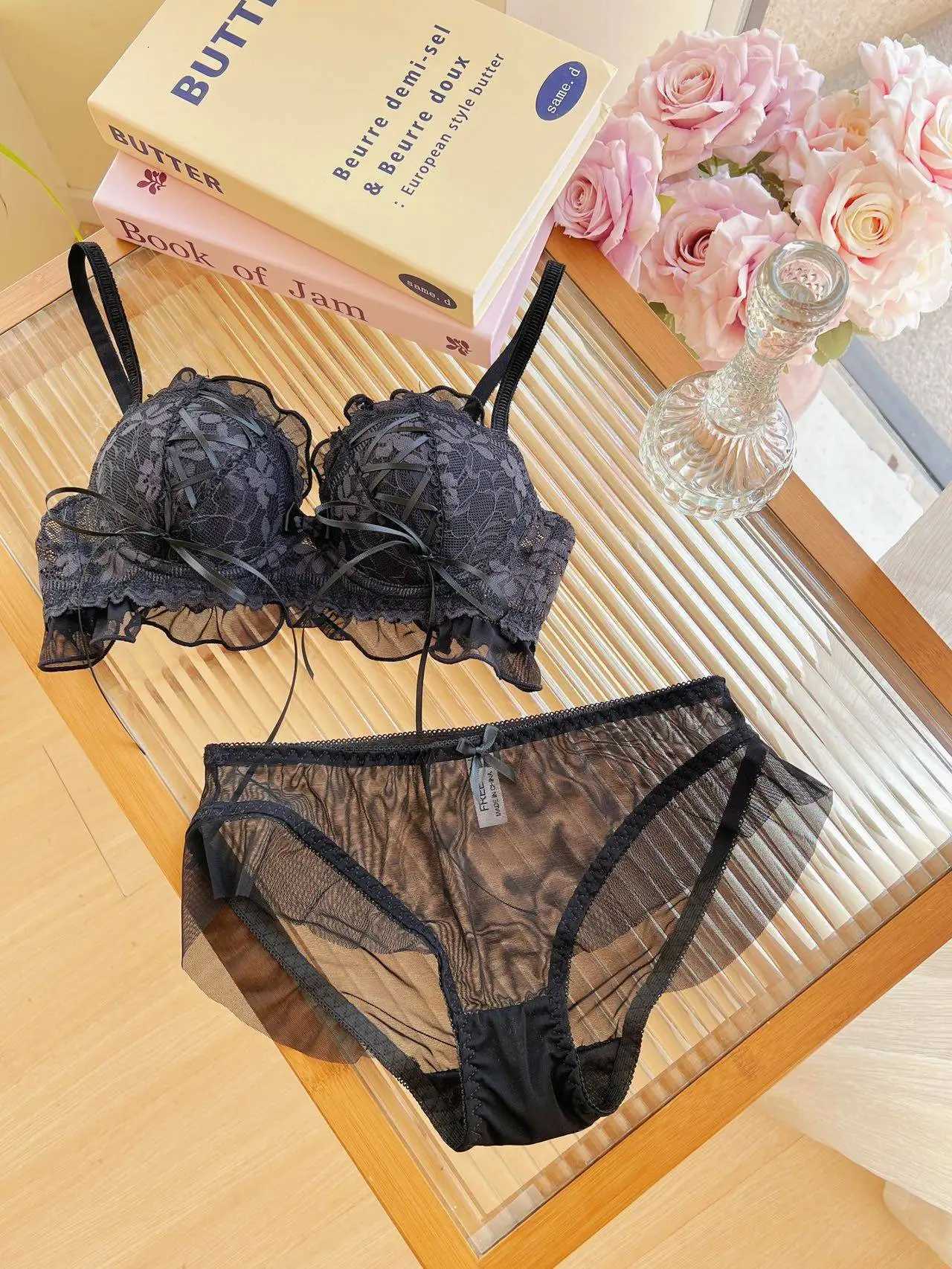 YUQI Japanese Style Lace Lingerie Set Wireless Push Up Bra for Small Breasts Anti-Sagging Lolita Bralette Sheer Comfort Wear Z260402