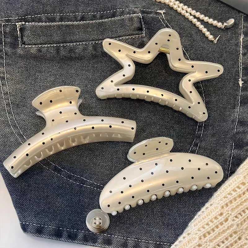 Sweet girly polka dot cherry grab clip hair grab hair accessories high value Mori versatile back head shark clip hair 2025 H260402