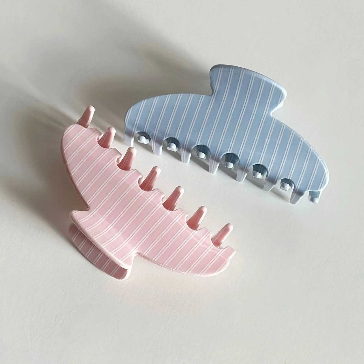 Fashion Large Hair Claw Clips for Women Girls Retro Checkered Polka Dot Strong Hold Non-slip Hair Accessories for Everyday Wear H260402