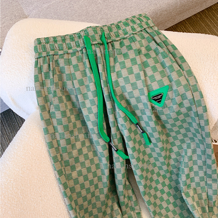 Designer Set Luxury Stripe Color Blocked Knitted Jacket Top New Women's High Quality Temperament Casual Loose Plaid Wide Leg Pants Sports Pants T