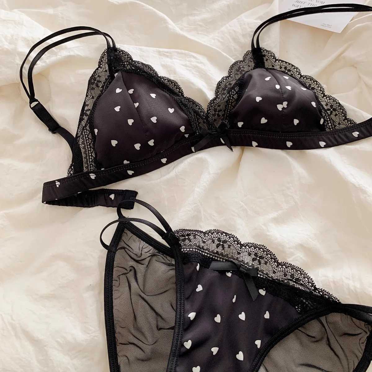 Lace Bra Set Sweet Triangle Cup Satin French Lace Small Breasts Gathered Underwear Without Steel Ring Thin Section Bra Z260402