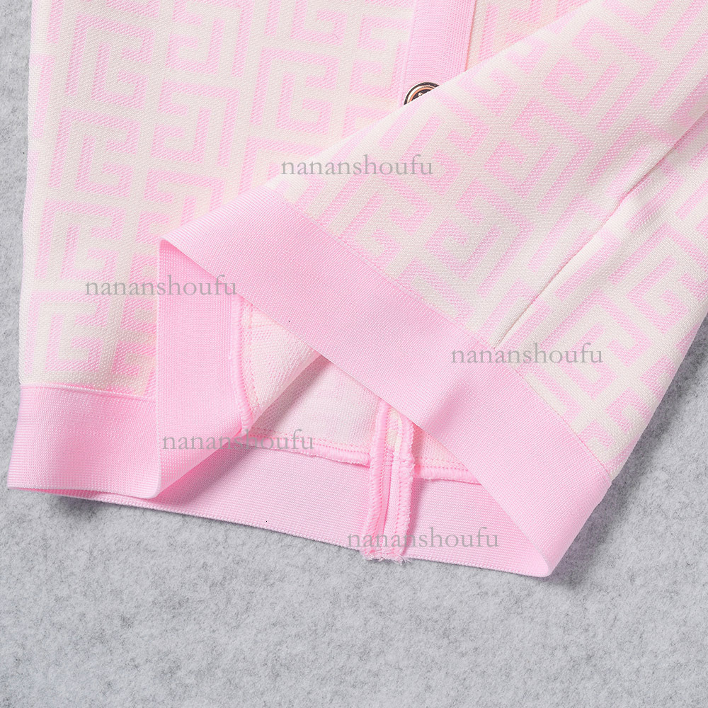 Designer Set Luxury Simple Geometric Stripe Pink Chest Wrapping Tank Top Fashion Sexy Hip Wrapping Mini Skirt Essential Women's Knitted Clothing 