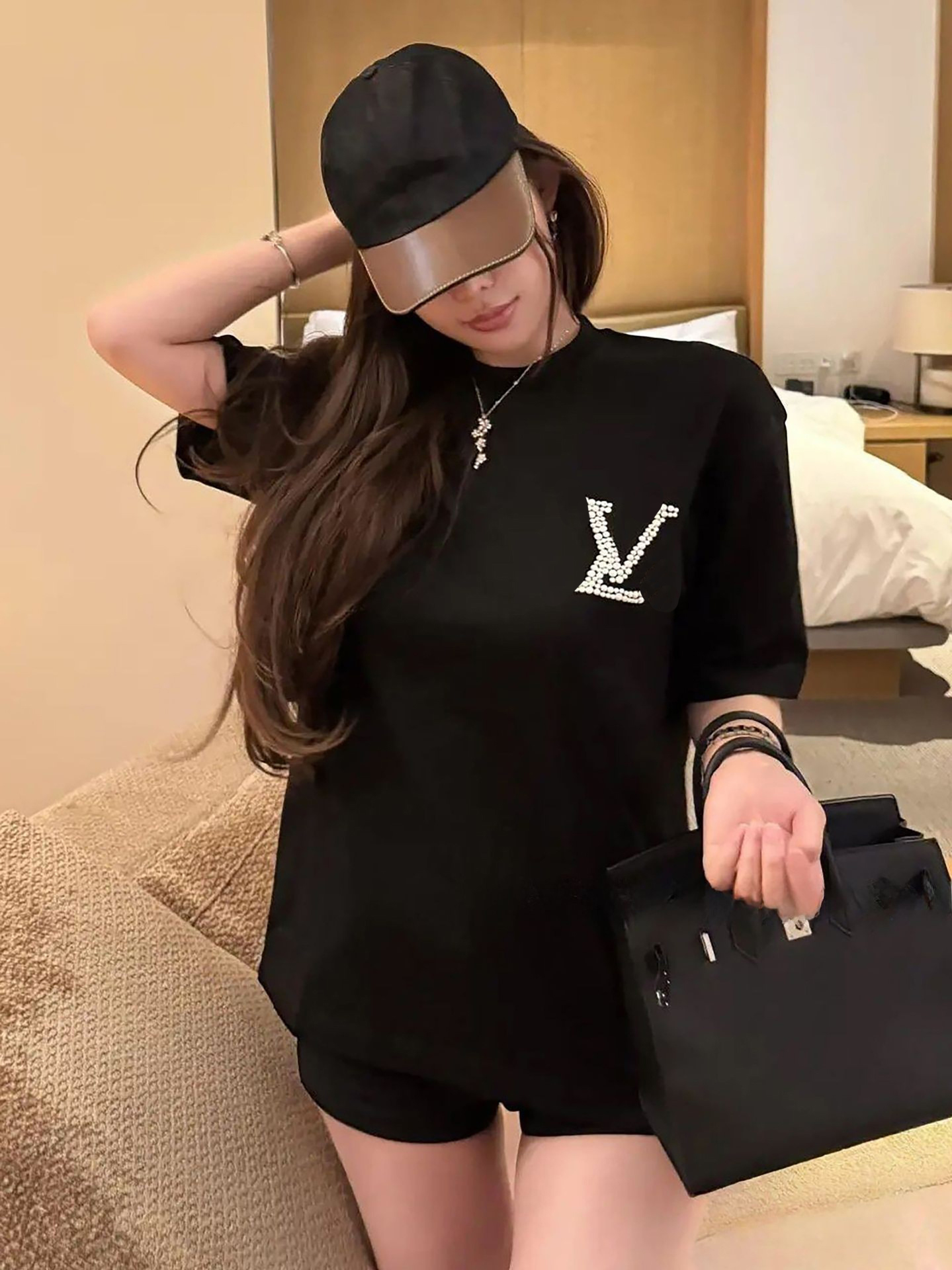 Women's T-Shirt Designer Short Sleeve Pearl Print Loose Fit Round Neck 100% Cotton T-Shirt Unisex Style