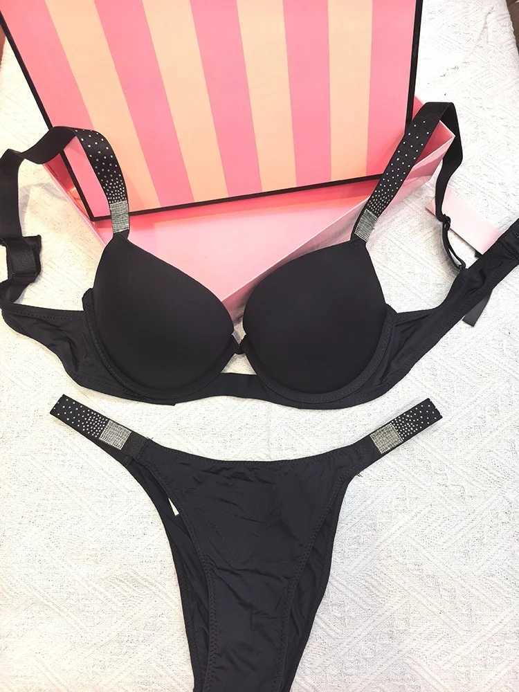 Rhinestone Women Bra Set Bralette Girls Underwear Brassiere Fashion Thong Gather Bras Lingerie Panty Sets Z260402