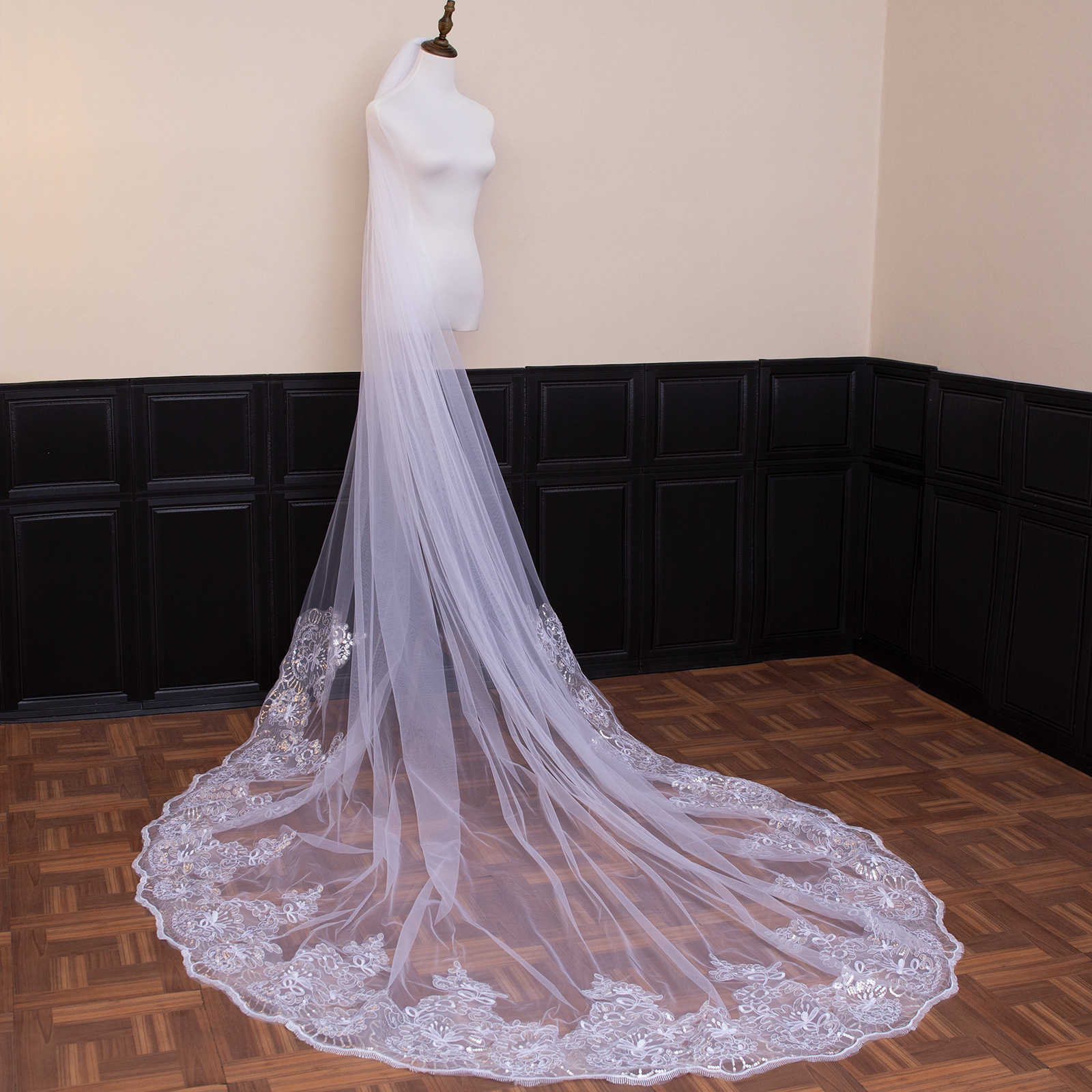 Wide Bridal Veil with Comb for Wedding Photo Studio Accessories Long Trailing Bridal Veil BV23241126