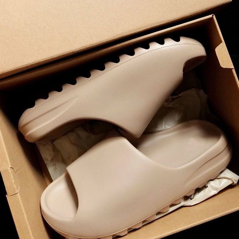 Free delivery Slippers Fashionable comfortable and simple slippers for home leisure and cooldown