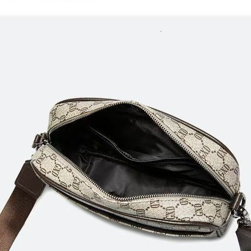 Thickened multi-layer single-shoulder messenger bag, casual underarm bag, high-end bag, fashionable and versatile messenger bag for men and women