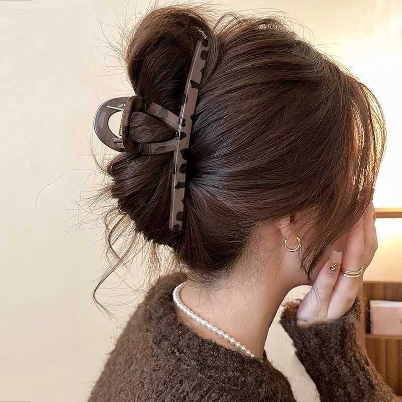 AWAYTR Ladies Sweet Leopard Bow Hair Claw Back Head Clamp Clip Shark Clip Ponytail Hair Accessories Acrylic Hair Clips Hairpins H260402