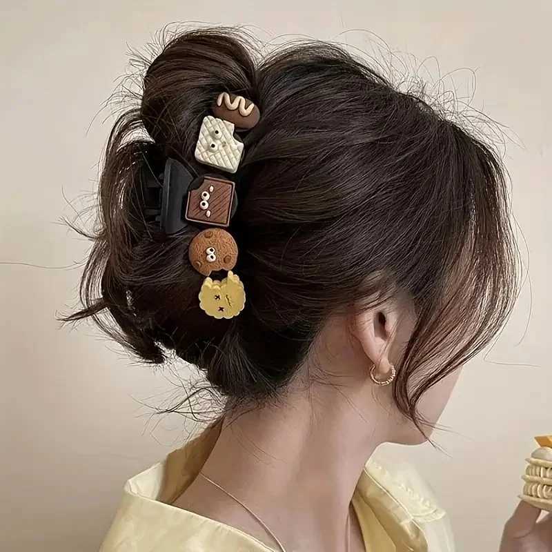 4Pcs Elegant Large Hair Claw Clips for Women Chic Wavy Design with Color Accents Non-Slip Shark Clips Head Hair Accessories H260402