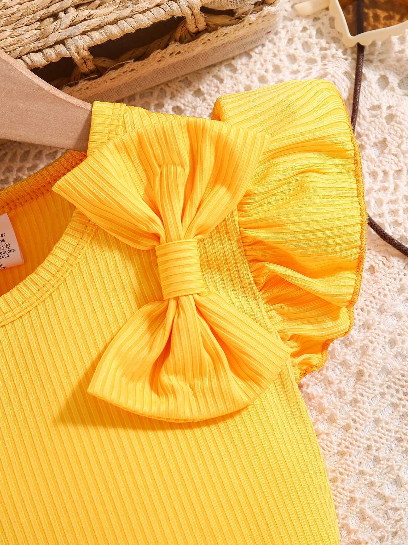 2025 Fashion Girl Summer solid color breathable wear-resistant and washable knitted top with flower print pattern dress H260402