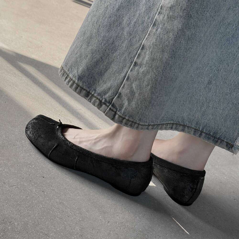 Arden Furtado Spring White cowhide Split toe Flat Shoes Round Toe Pull-on Small leather Commuter shoes Single shoe