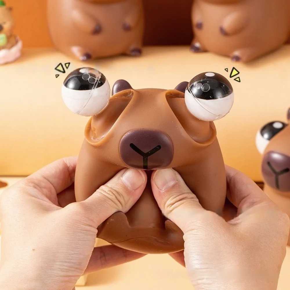 Cartoon Burst Eye Capybara Toy Novelty Soft Capybara Big Eyeball Pinch Doll Creative Cute Capybara Squeeze Ball Toys H260402