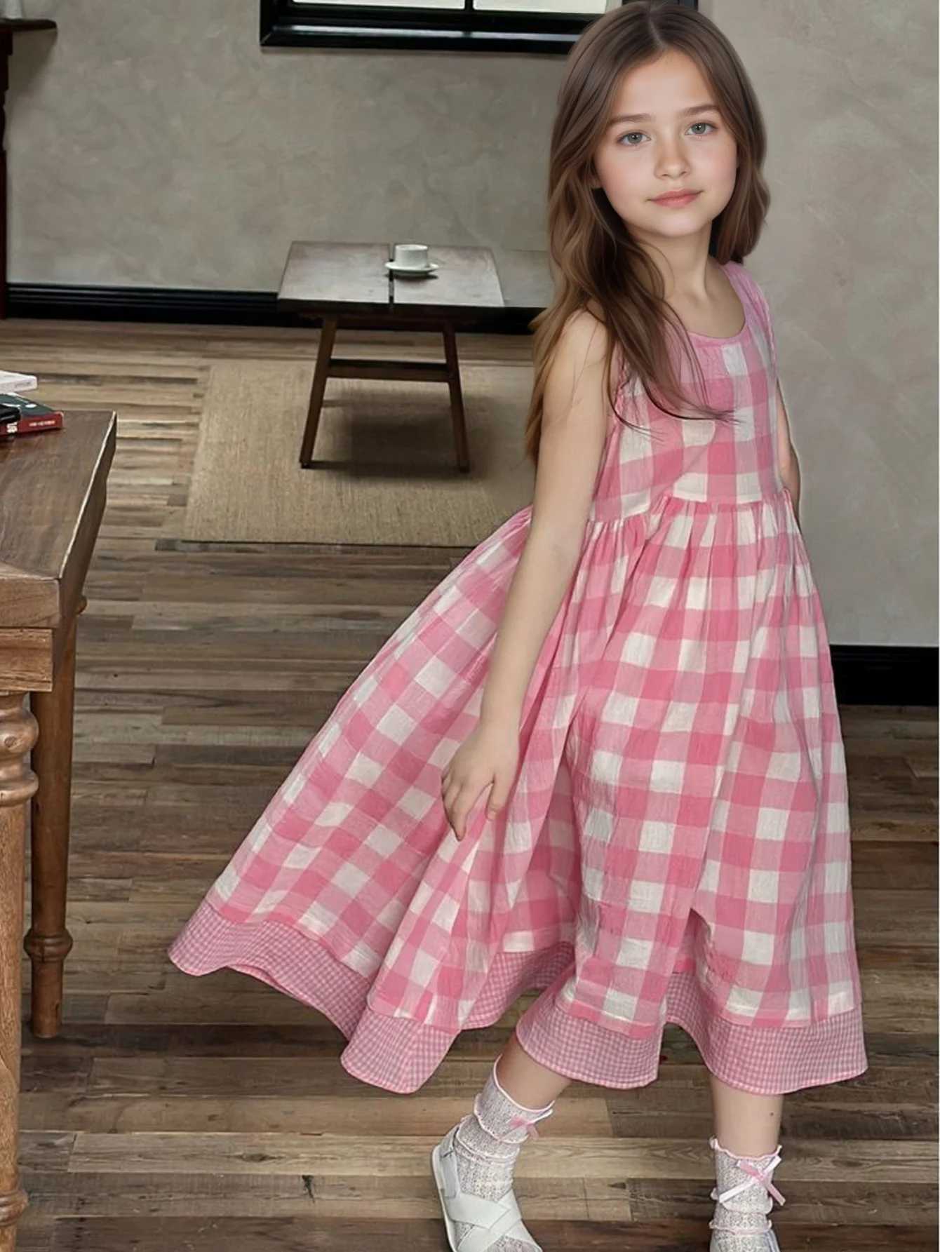 Summer Korean-Style Checkered Dress for Girls Pink White Grid Sleeveless Long Dress with Patchwork Hem Loose Fit Daily Wear H260402