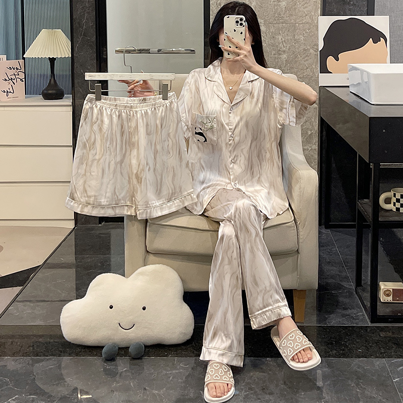 B1550-Trendsetting Garment Set by Designers: Luxe Texture Appeal | Model #B1046