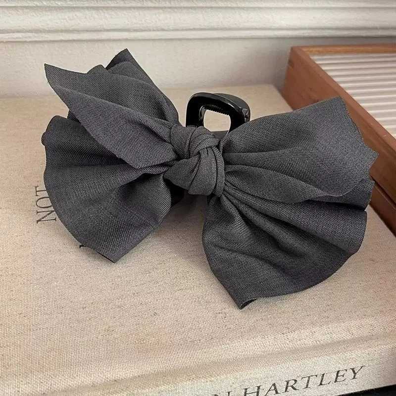1pc Korean style Multi-layer cotton line large fabric claw clip for the back of the head autumn and winter elegant shark clip H260402