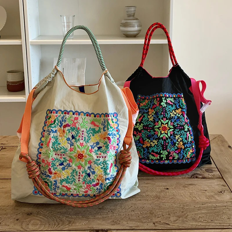 Womens Shoulder Bag Bohemian Style Flower Embroidery Shopping Bag Japanese Style Lightweight Foldableable LargeCapacity 260402