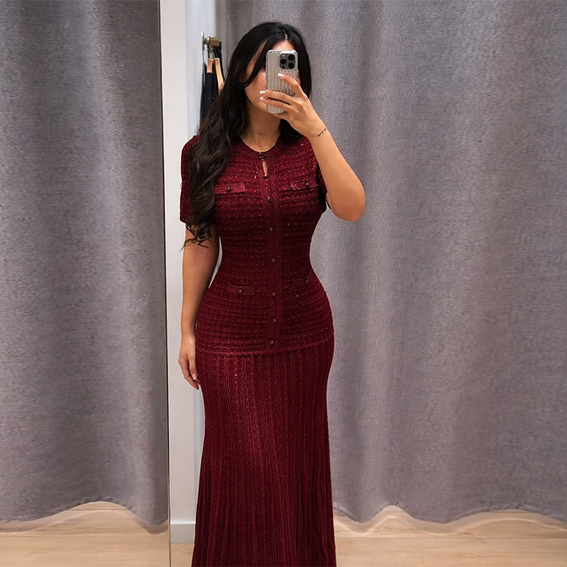 2026 New Fashion Designer Luxury Brand European And American Sexy Women's Fashion Elegant Slim Fit Hollow Short Sleeved Tight Fitting Women'