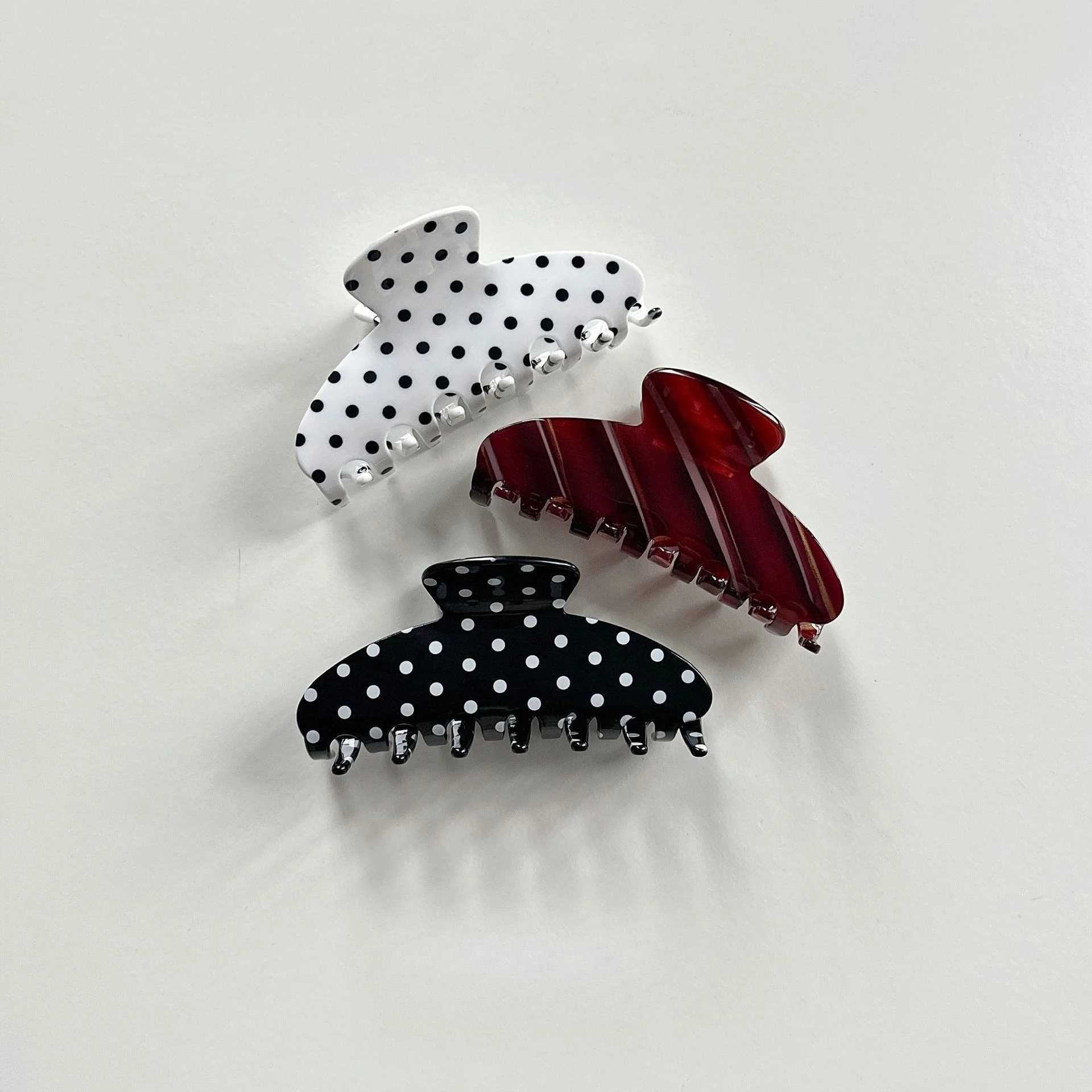 Refreshing World Polka Dots Hair Claw Black White Retro Classic Style Acetaye Hair Claw Clips Hair Accessories for Women Girls H260402