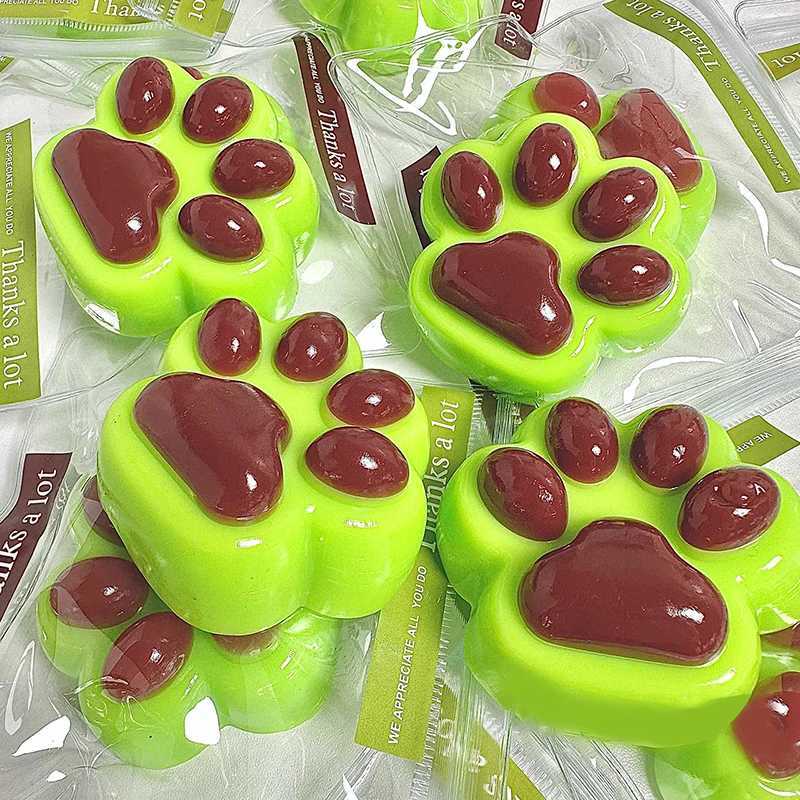 Uniquely Soft Silicone Chocolate Cat Claw Relief Toy Slow Rising Decompression Pinching Toy Ideal Gift for Kids H260402